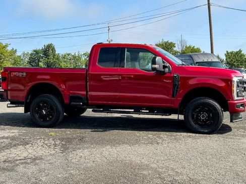 Used 2023 Ford F250 XLT w/ XLT Premium Package AWD/4WD image 2