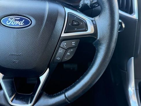 Used 2024 Ford Edge Titanium image 26