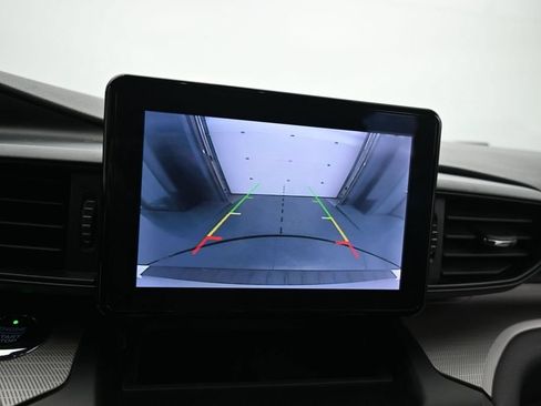 Used 2020 Ford Explorer XLT w/ Class III Trailer Tow Package AWD/4WD image 18