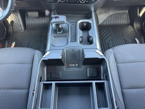 Used 2022 Chevrolet Silverado 1500 RST image 12