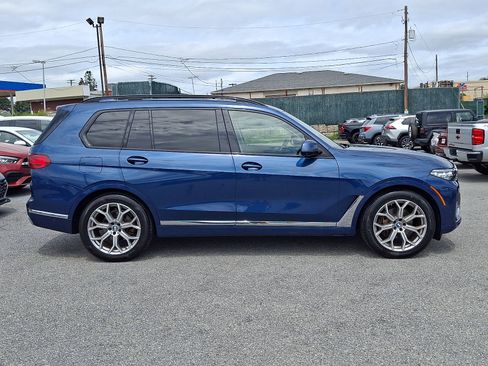 Used 2021 BMW X7 xDrive40i w/ Premium Package AWD/4WD image 7