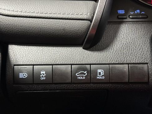 Used 2024 Toyota Camry XSE FWD image 18