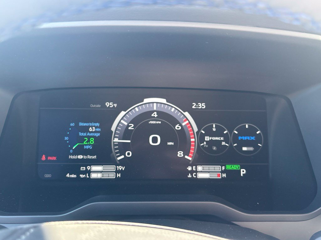 New 2026 Toyota Tundra Platinum AWD/4WD image 24