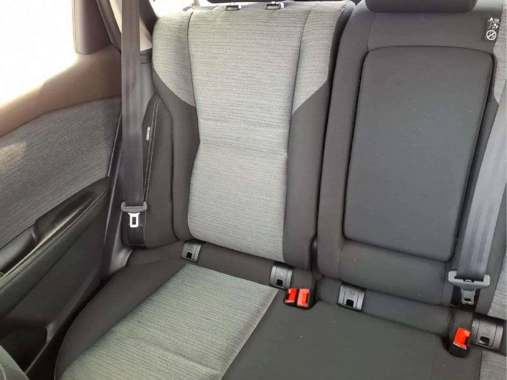 Used 2023 Nissan Rogue SV FWD image 15