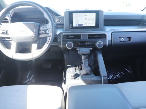 Used 2025 Toyota 4Runner SR5 image 24