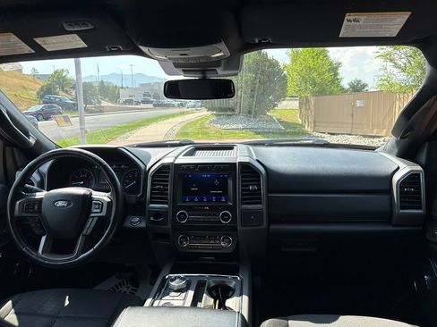 Used 2020 Ford Expedition XLT AWD/4WD image 28
