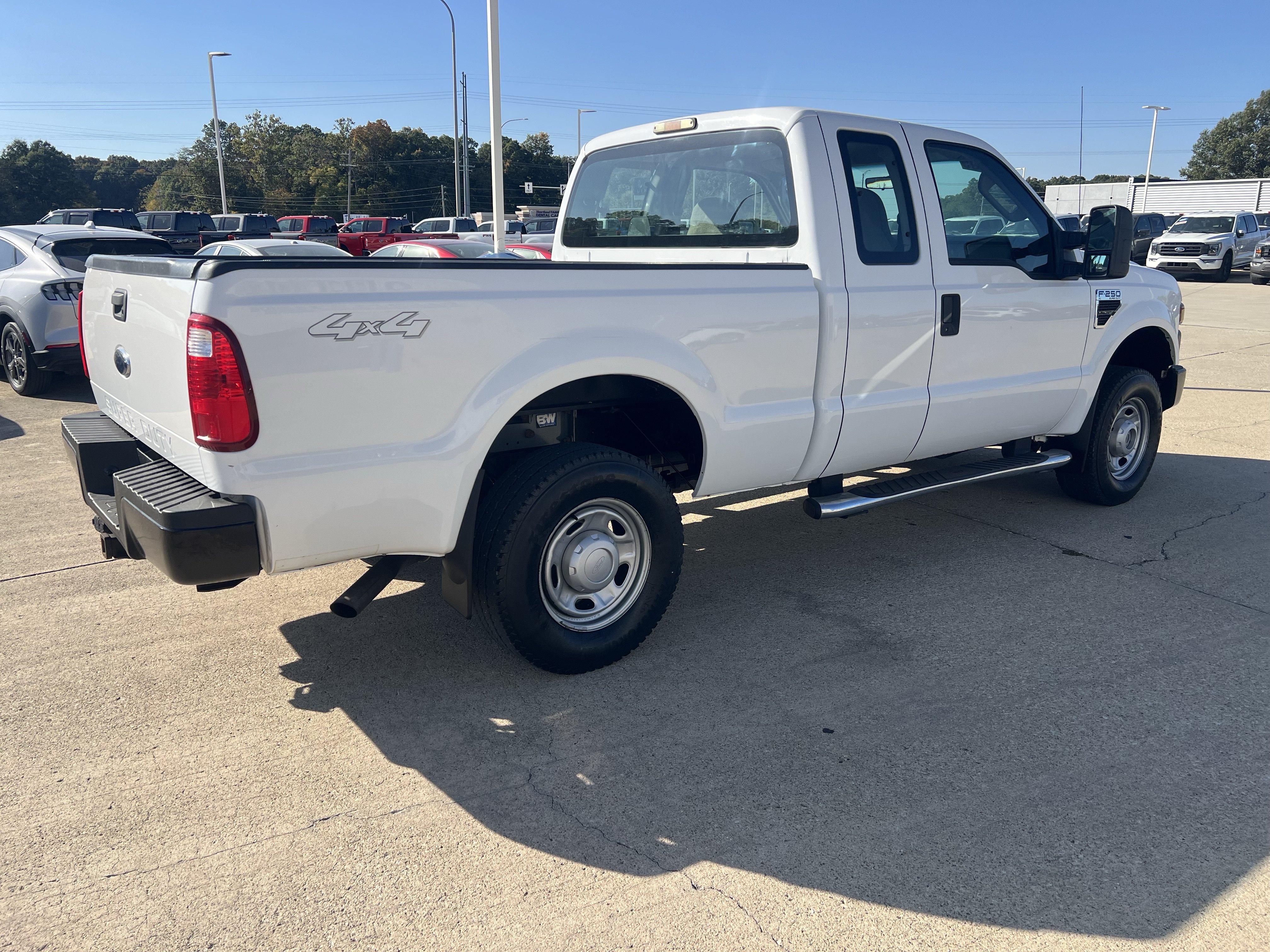 Used 2010 Ford F250 XL AWD/4WD image 10
