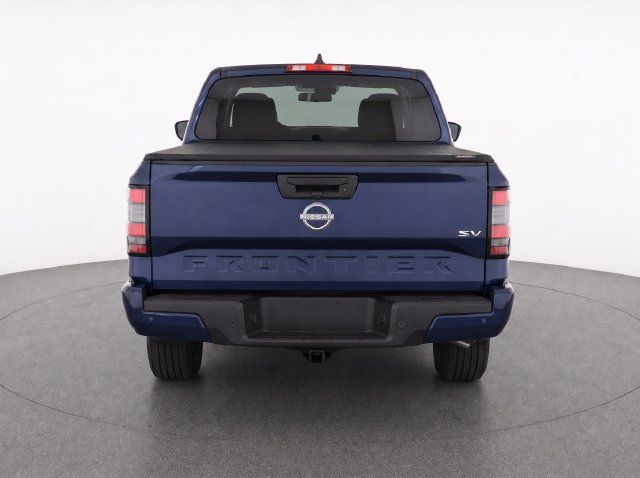 Used 2022 Nissan Frontier SV w/ Technology Package RWD image 6