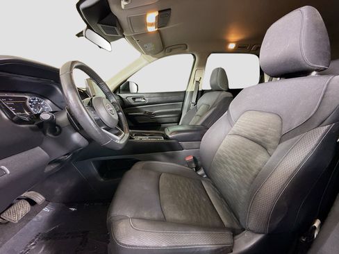 Used 2022 Nissan Pathfinder SV image 22