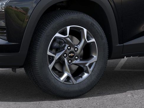 New 2026 Chevrolet Trax LT w/ LT Convenience Package FWD image 9