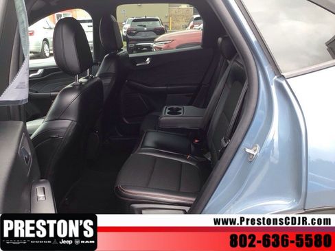 Used 2025 Ford Escape ST-Line Select AWD/4WD image 20