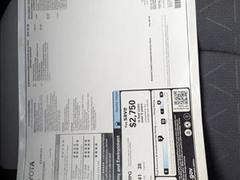 Used 2025 Toyota RAV4 XLE w/ Convenience Package image 17