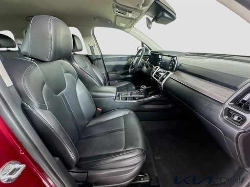 Certified 2021 Kia Sorento EX image 27