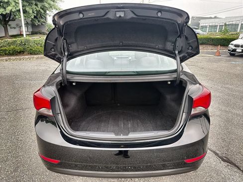 Used 2015 Hyundai Elantra Sedan FWD image 27