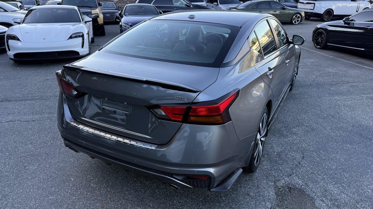 Used 2021 Nissan Altima 2.5 SR w/ SR Premium Package AWD/4WD image 18