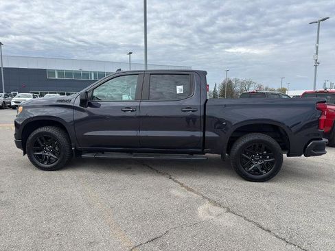 Used 2023 Chevrolet Silverado 1500 RST w/ Z71 Off-Road Package AWD/4WD image 6