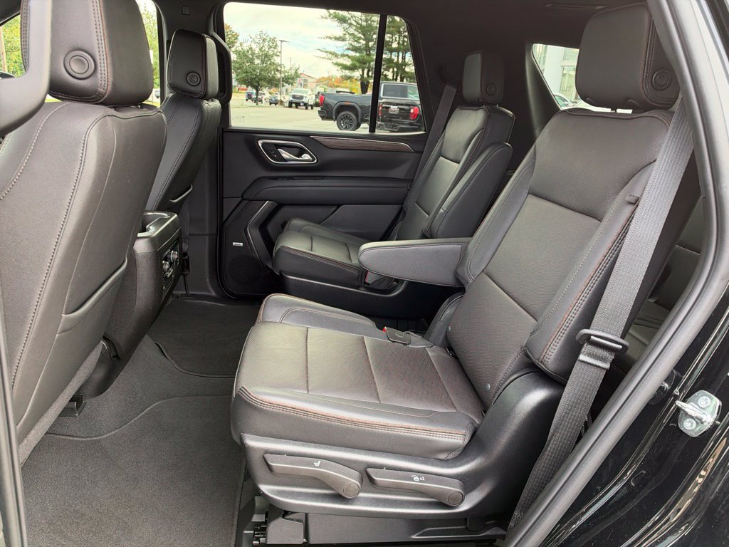 Used 2023 Chevrolet Tahoe High Country AWD/4WD image 26
