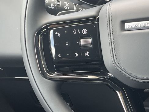 New 2025 Land Rover Range Rover Sport Dynamic SE AWD/4WD image 16