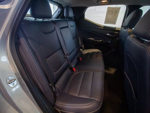 Used 2023 Chevrolet Bolt EUV Premier w/ Sun & Sound Package image 19