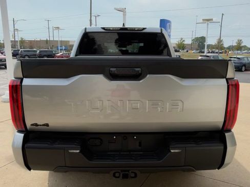 Used 2025 Toyota Tundra SR w/ SR Tow Package AWD/4WD image 4