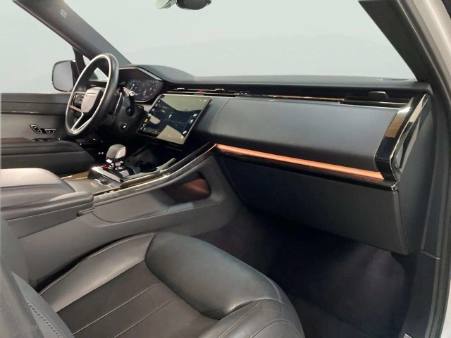 Used 2025 Land Rover Range Rover Sport SE AWD/4WD image 73