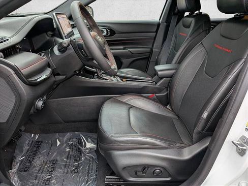 Used 2023 Jeep Compass Trailhawk w/ Trailhawk Elite Group image 19