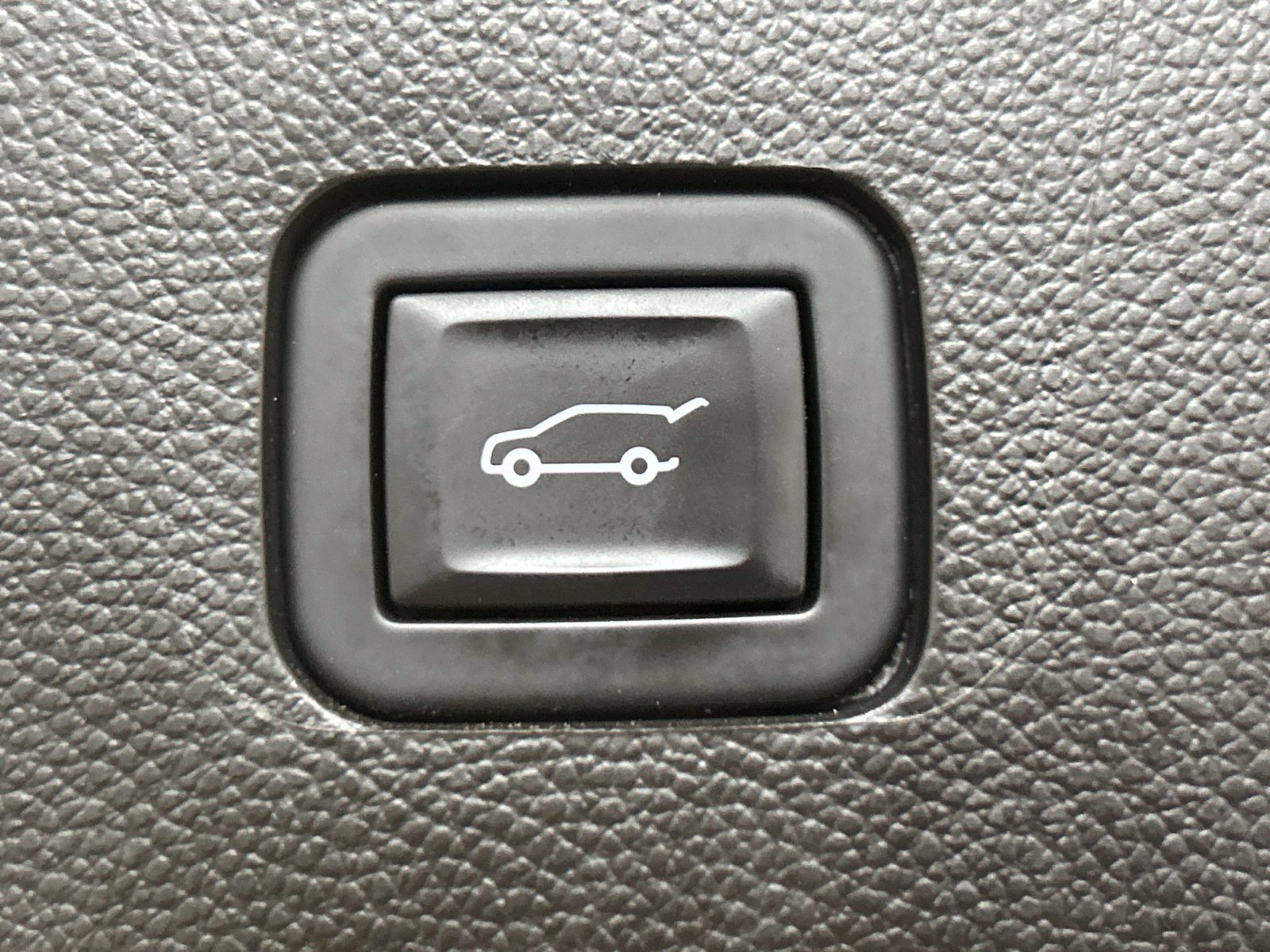 Used 2022 Chevrolet Traverse LT AWD/4WD image 13