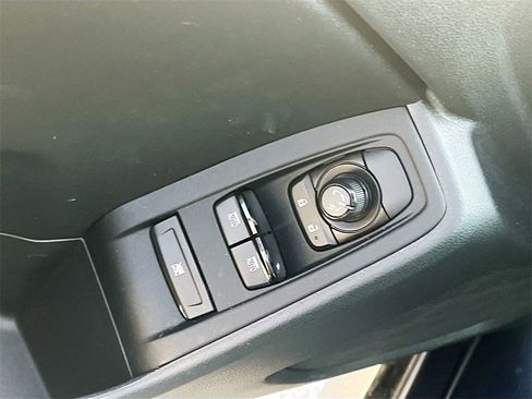 Used 2025 Toyota GR86 Premium image 17