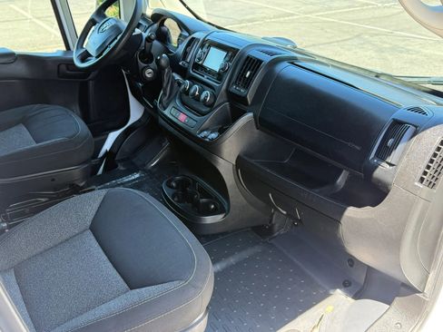 Used 2021 RAM ProMaster 2500 FWD image 13