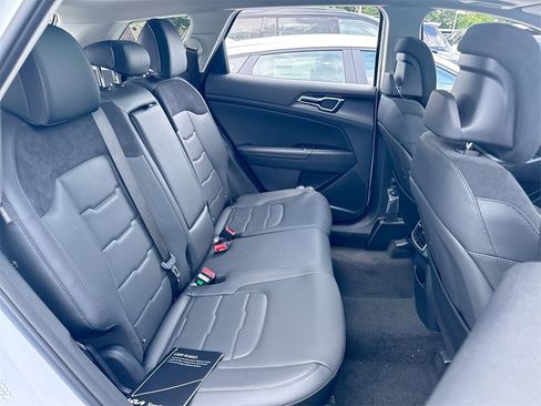 New 2026 Kia Sportage SX image 30
