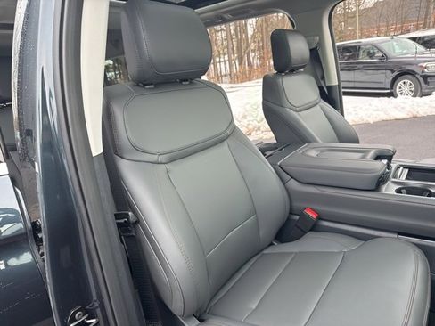 New 2025 Ford Expedition Max Active image 24