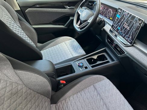 New 2026 Volkswagen Tiguan S FWD image 14