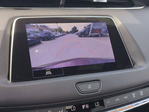 Certified 2023 Cadillac XT4 Luxury w/ Cold Weather Package FWD image 12