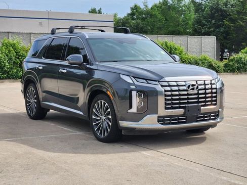 Used 2023 Hyundai Palisade Calligraphy AWD/4WD image 3