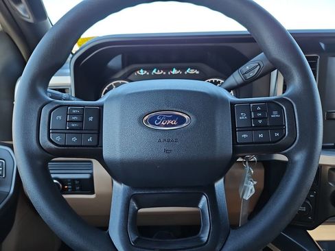 New 2026 Ford F250 XLT w/ FX4 Off-Road Package image 27