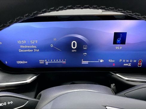 Used 2024 Buick Envision Preferred image 26