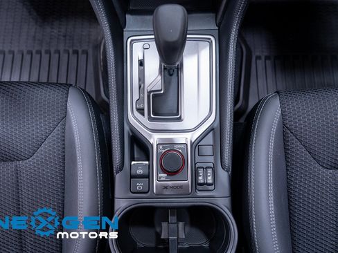 Used 2024 Subaru Forester Premium image 15