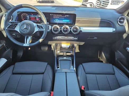 Used 2026 Mercedes-Benz GLB 250 image 18