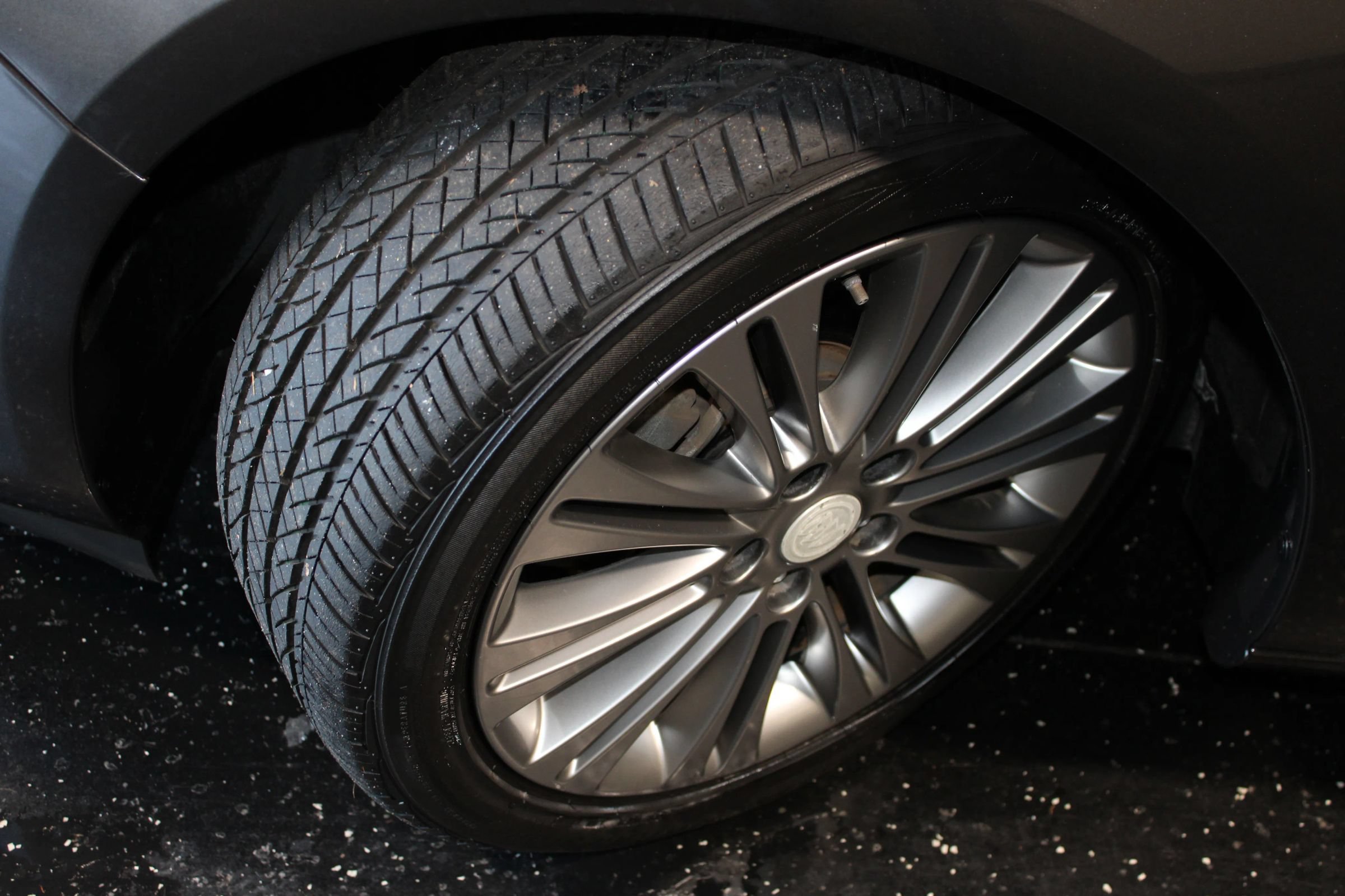 Used 2013 Buick Verano Leather FWD image 34