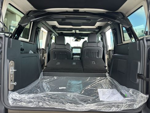 New 2025 Ford Bronco Raptor image 36