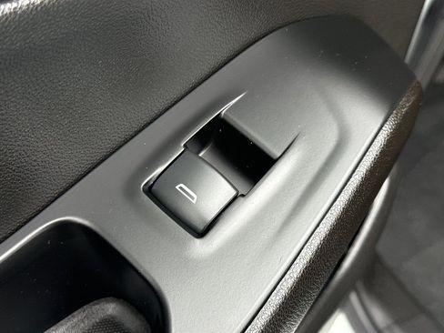 Used 2023 Chevrolet Traverse LT w/ Midnight/Sport Edition image 31