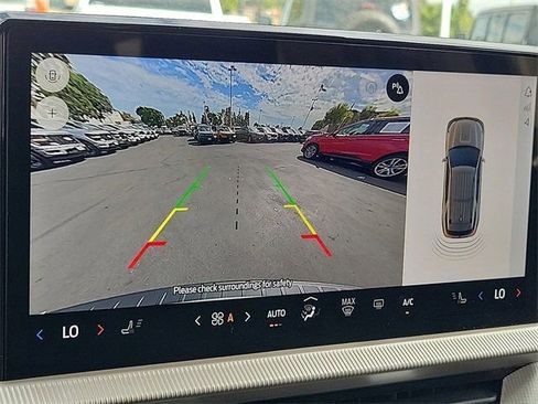 Used 2025 Ford Explorer Active image 9