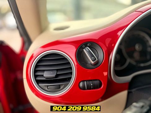 Used 2015 Volkswagen Beetle 1.8T FWD image 19