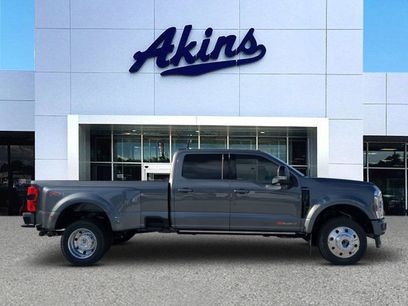 New 2026 Ford F450 Platinum w/ FX4 Off-Road Package