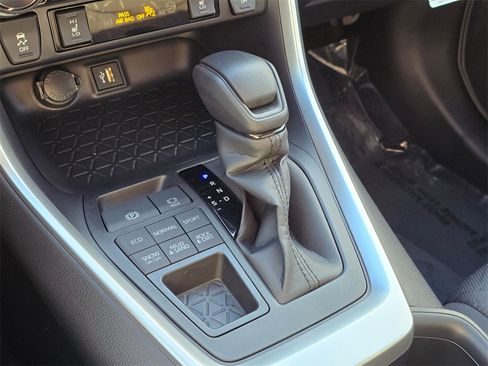 New 2025 Toyota RAV4 XLE image 26