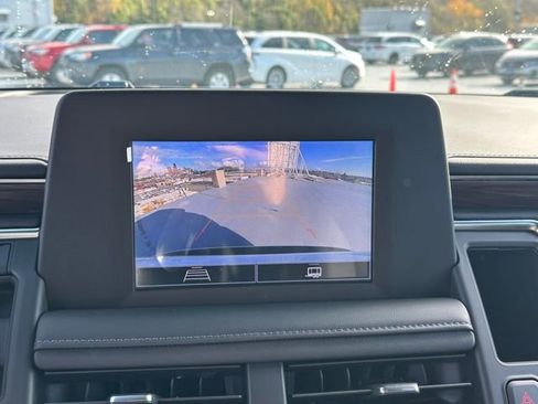 Used 2022 Chevrolet Tahoe LS w/ Driver Alert Package image 18