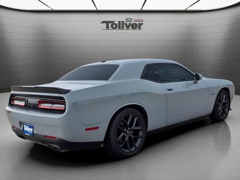 Used 2022 Dodge Challenger R/T w/ Blacktop Package RWD image 5