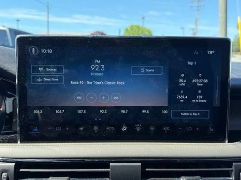 Used 2023 Lincoln Corsair Reserve w/ Equipment Group 201A AWD/4WD image 21