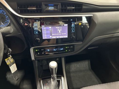 Used 2017 Toyota Corolla L image 13