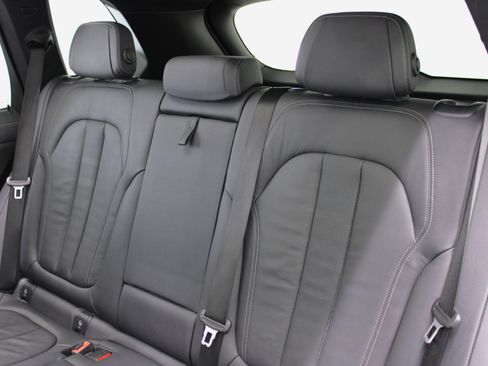 Used 2020 BMW X5 xDrive40i image 40